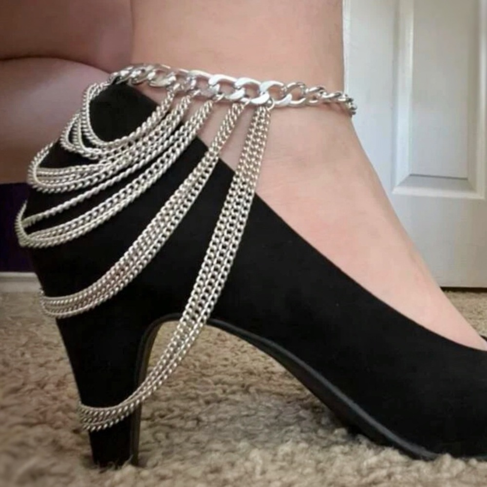 ✨3/$38 New 1 Piece Silver Layered Chain Anklet | High Heel Wedge Shoe Accessory - Picture 8 of 16